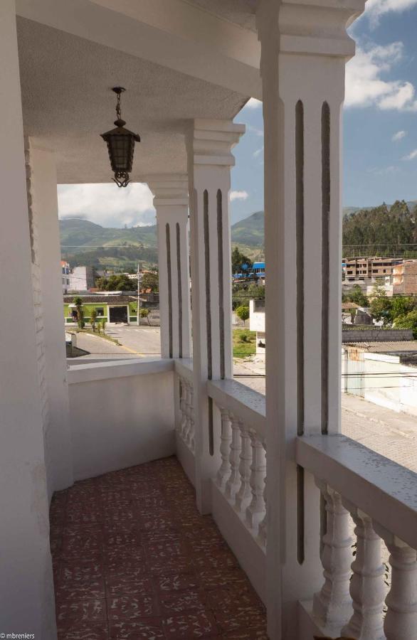 La Posada Del Quinde オタバロ エクステリア 写真