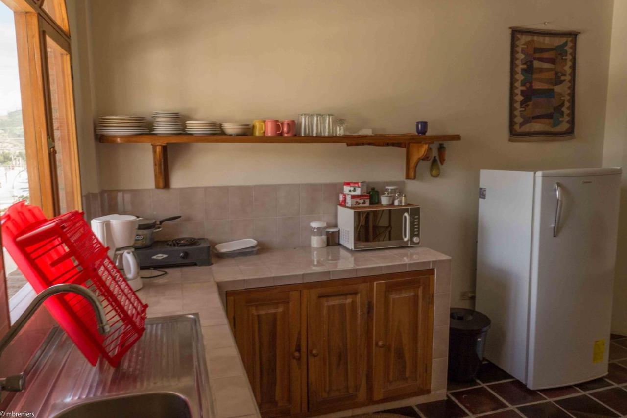 La Posada Del Quinde オタバロ エクステリア 写真