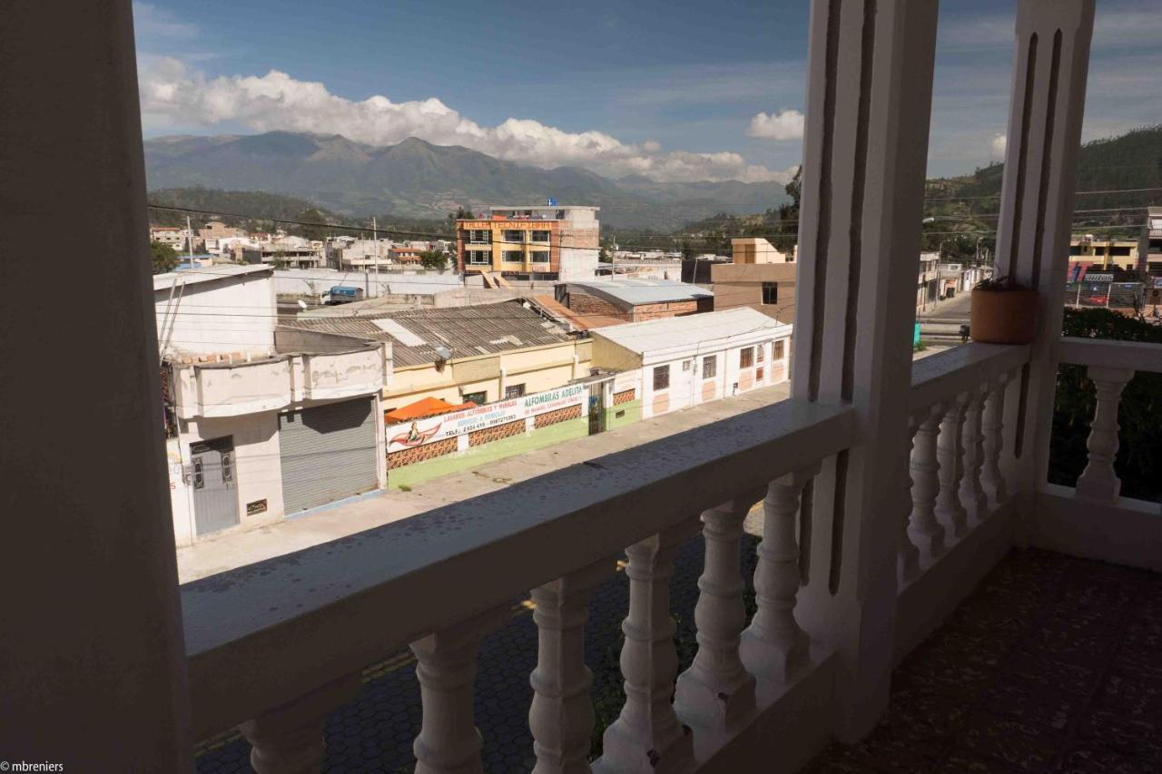 La Posada Del Quinde オタバロ エクステリア 写真